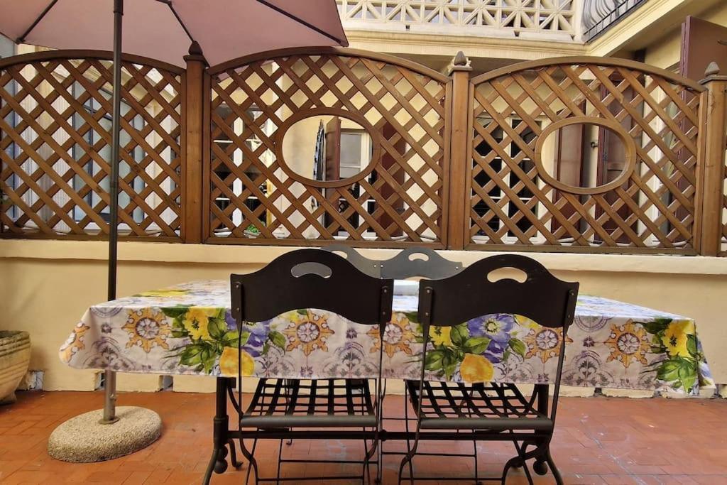 Central Elegant Apartment - Liberty House Bolonha Exterior foto